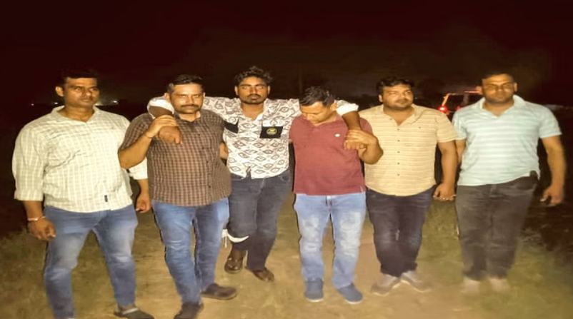 शामली में 32 लाख की लूट के दो बदमाश मुठभेड़ में घायल, तीन अन्य गिरफ्तार, 10 लाख रुपये और हथियार बरामद